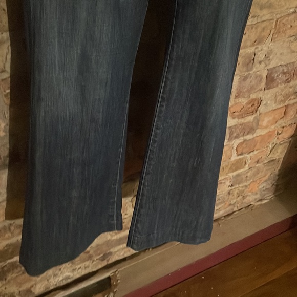 Full Leg - Picture 4 of 5